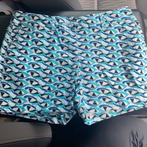 🎉 3 for $16. Crown & Ivy shorts. Size 4P